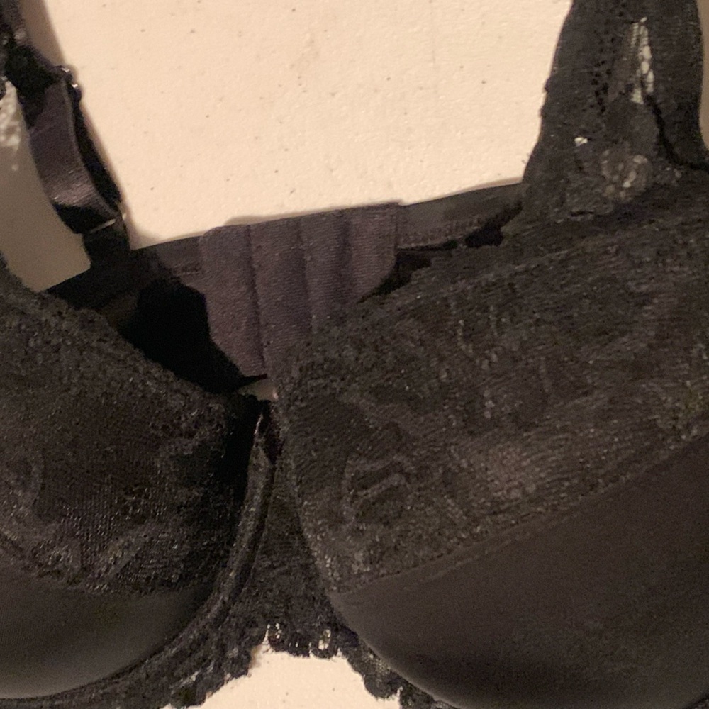 Two NWT Jones New York bras, one lace and one push-up, size 38C. - Picture 8 of 10